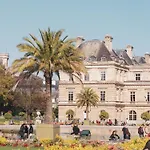 Madeleine De Senlis Hotel