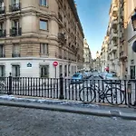 Madeleine De Senlis Paris