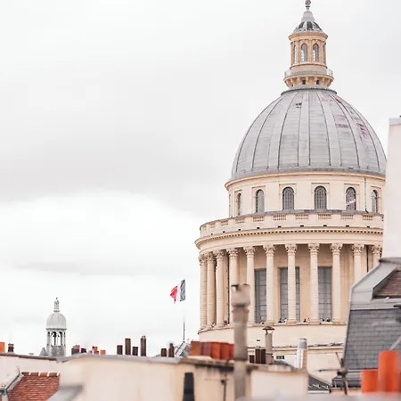 Hotel Madeleine De Senlis 3*