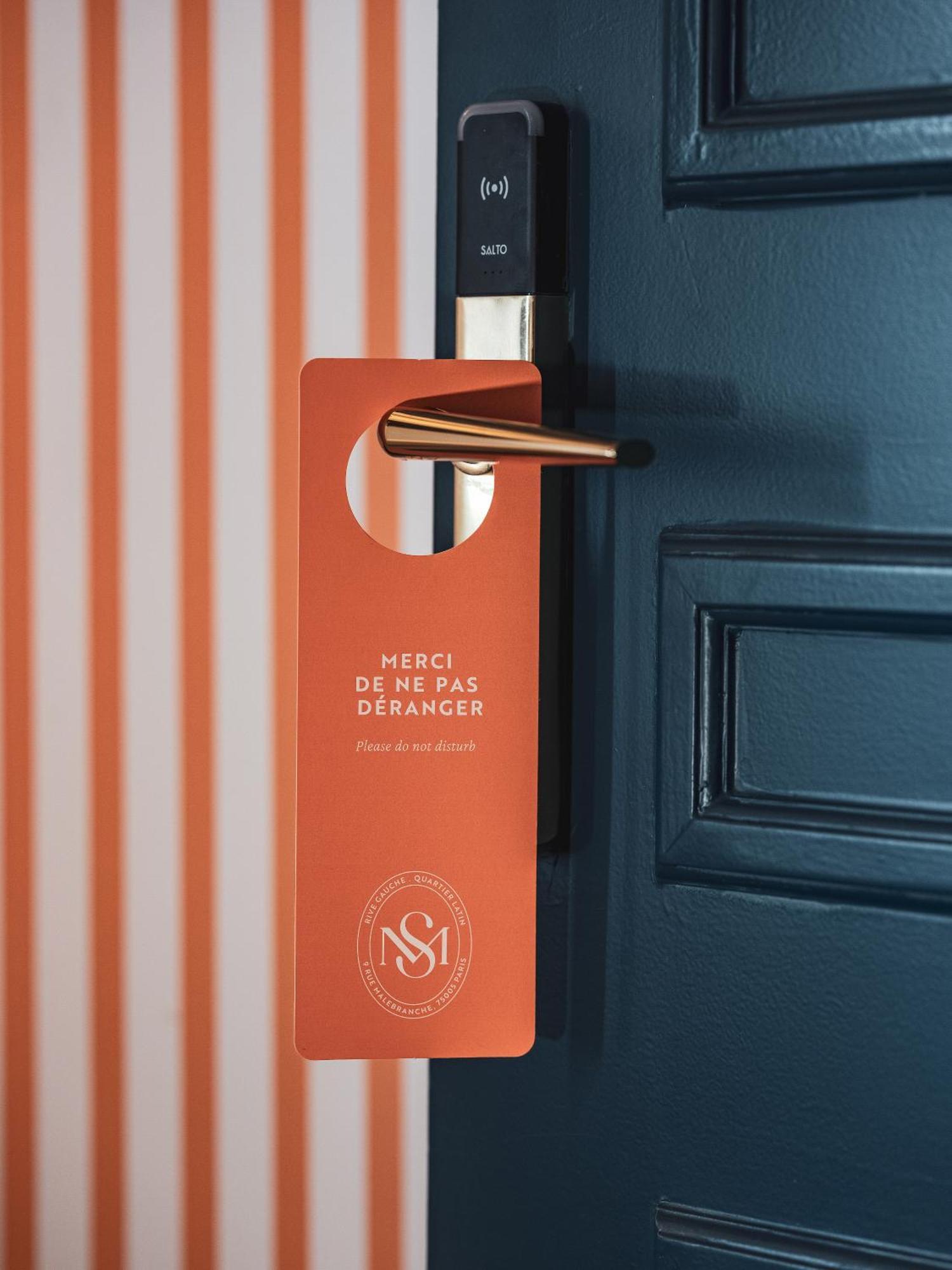 Madeleine De Senlis Paris