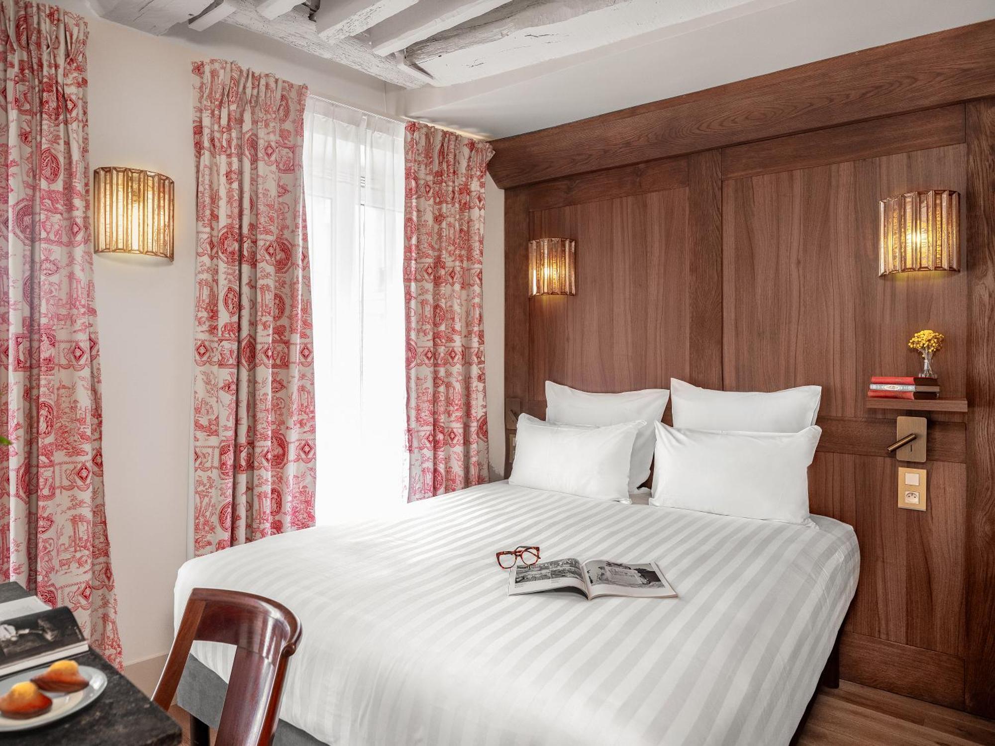 Madeleine De Senlis 3*