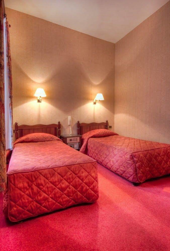 Madeleine De Senlis Hotel 3*